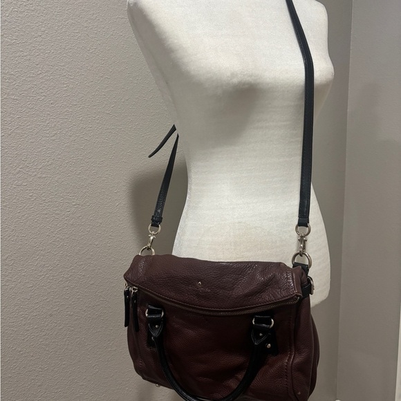 Kate Spade Chocolate Brown Satchel with Black Handles - Picture 2 of 9